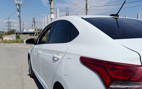 Hyundai Solaris II рестайлинг, 2018 год, 950 000 рублей, 5 фотография