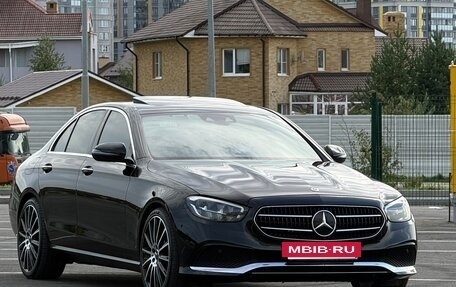 Mercedes-Benz E-Класс, 2021 год, 5 315 000 рублей, 40 фотография