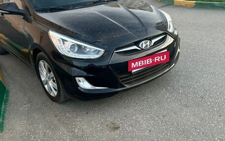 Hyundai Solaris II рестайлинг, 2013 год, 1 400 000 рублей, 7 фотография