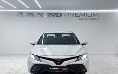 Toyota Camry, 2019 год, 3 190 000 рублей, 4 фотография