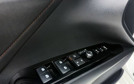 Toyota Camry, 2019 год, 3 190 000 рублей, 10 фотография