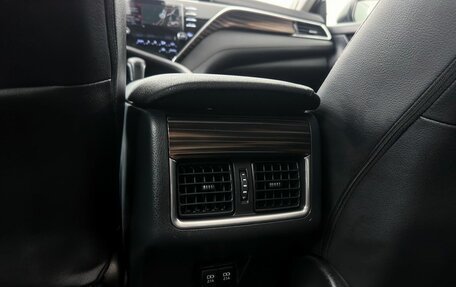 Toyota Camry, 2019 год, 3 190 000 рублей, 25 фотография