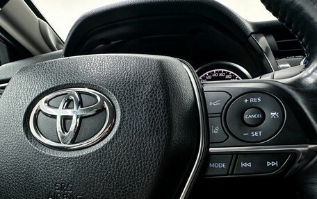 Toyota Camry, 2019 год, 3 190 000 рублей, 16 фотография
