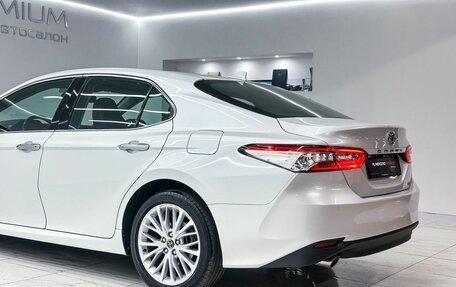 Toyota Camry, 2019 год, 3 190 000 рублей, 31 фотография