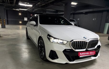 BMW 5 серия, 2024 год, 7 400 000 рублей, 3 фотография