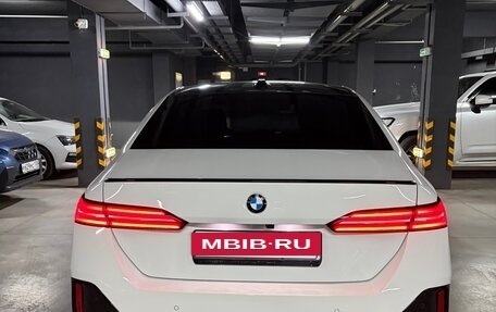 BMW 5 серия, 2024 год, 7 400 000 рублей, 7 фотография
