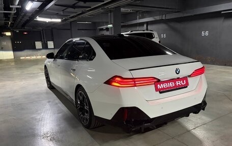 BMW 5 серия, 2024 год, 7 400 000 рублей, 6 фотография