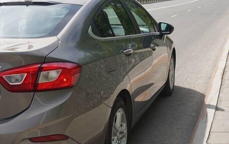 Chevrolet Cruze II, 2018 год, 980 000 рублей, 4 фотография