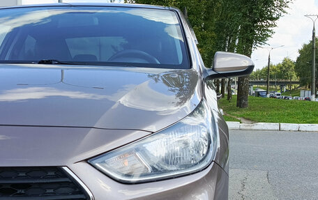 Hyundai Solaris II рестайлинг, 2019 год, 1 350 000 рублей, 21 фотография