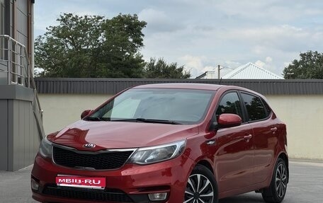 KIA Rio III рестайлинг, 2015 год, 680 000 рублей, 1 фотография