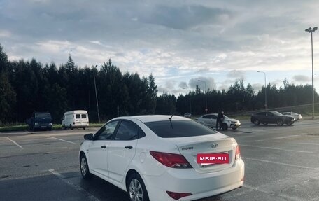 Hyundai Solaris II рестайлинг, 2015 год, 890 000 рублей, 5 фотография