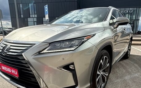 Lexus RX IV рестайлинг, 2018 год, 3 000 000 рублей, 1 фотография