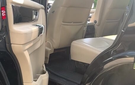 Land Rover Discovery IV, 2009 год, 1 400 000 рублей, 5 фотография
