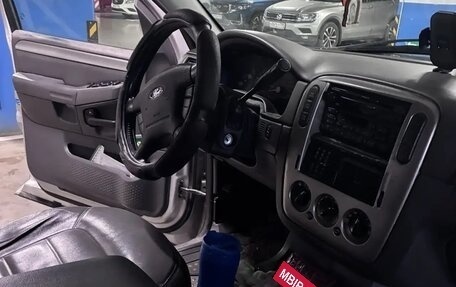 Ford Explorer III, 2003 год, 325 000 рублей, 7 фотография