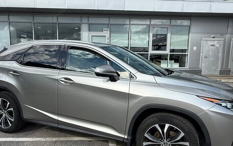 Lexus RX IV рестайлинг, 2018 год, 3 000 000 рублей, 4 фотография