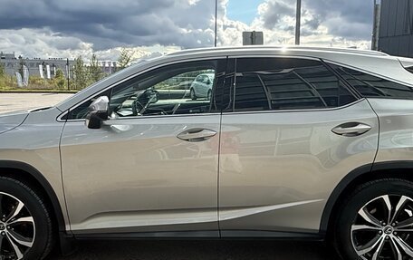 Lexus RX IV рестайлинг, 2018 год, 3 000 000 рублей, 3 фотография