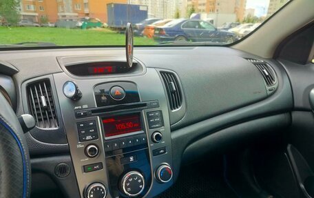 KIA Cerato III, 2010 год, 700 000 рублей, 23 фотография