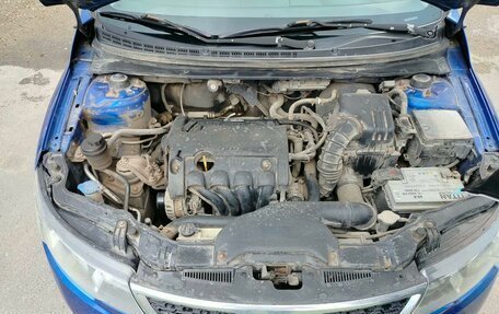 KIA Cerato III, 2010 год, 700 000 рублей, 28 фотография