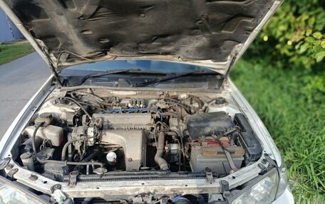 Toyota Camry, 2000 год, 650 000 рублей, 6 фотография