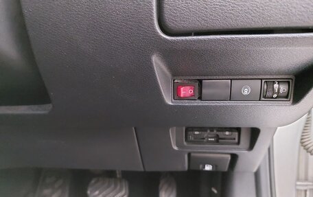 Nissan Note, 2021 год, 1 750 000 рублей, 13 фотография
