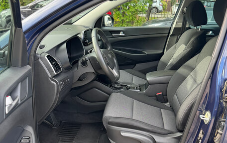 Hyundai Tucson III, 2018 год, 2 300 000 рублей, 13 фотография