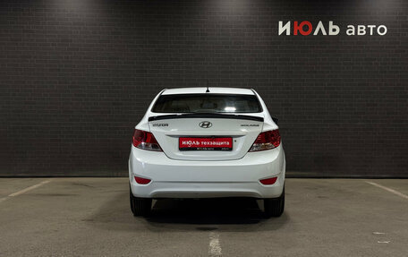 Hyundai Solaris II рестайлинг, 2012 год, 800 000 рублей, 6 фотография