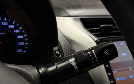 Hyundai Solaris II рестайлинг, 2012 год, 800 000 рублей, 15 фотография