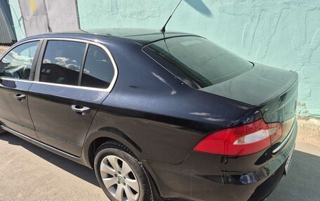 Skoda Superb III рестайлинг, 2012 год, 1 200 000 рублей, 10 фотография