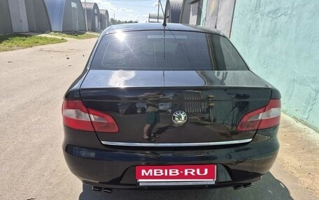 Skoda Superb III рестайлинг, 2012 год, 1 200 000 рублей, 6 фотография