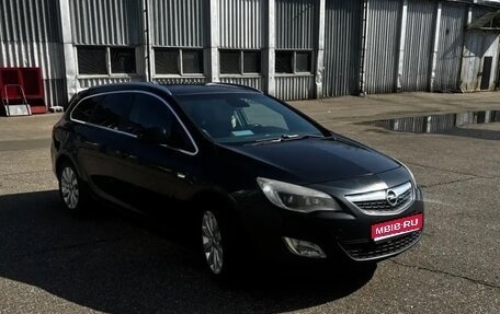 Opel Astra J, 2012 год, 750 000 рублей, 1 фотография