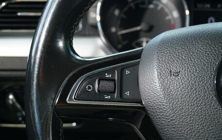 Skoda Superb III рестайлинг, 2013 год, 938 000 рублей, 13 фотография
