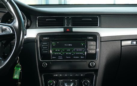Skoda Superb III рестайлинг, 2013 год, 938 000 рублей, 18 фотография