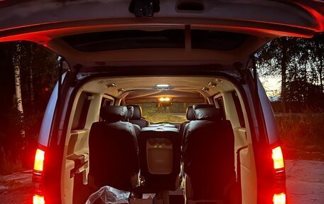 Hyundai H-1 II рестайлинг, 2008 год, 1 250 000 рублей, 12 фотография