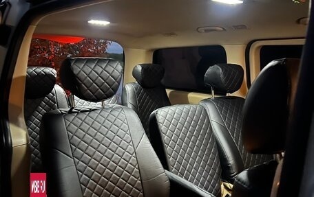 Hyundai H-1 II рестайлинг, 2008 год, 1 250 000 рублей, 16 фотография