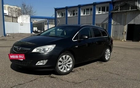 Opel Astra J, 2012 год, 750 000 рублей, 2 фотография