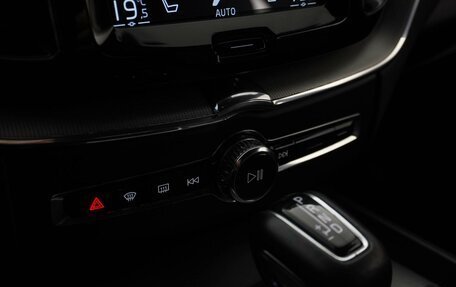 Volvo XC60 II, 2020 год, 3 330 000 рублей, 16 фотография