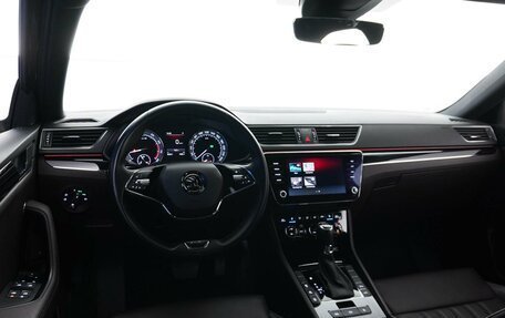 Skoda Superb III рестайлинг, 2020 год, 3 499 077 рублей, 6 фотография
