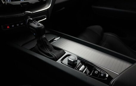 Volvo XC60 II, 2020 год, 3 330 000 рублей, 17 фотография