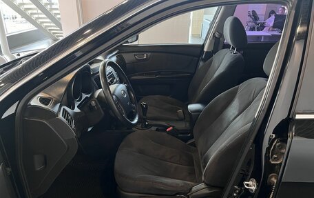 KIA Magentis II рестайлинг, 2010 год, 570 000 рублей, 16 фотография