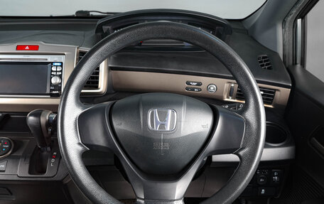 Honda Freed I, 2011 год, 1 249 000 рублей, 14 фотография
