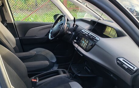 Citroen C4 Picasso II рестайлинг, 2016 год, 1 024 000 рублей, 8 фотография