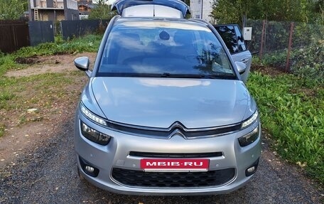 Citroen C4 Picasso II рестайлинг, 2016 год, 1 024 000 рублей, 2 фотография