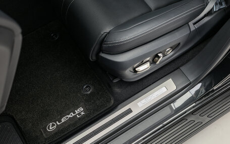 Lexus LX, 2024 год, 21 490 000 рублей, 12 фотография