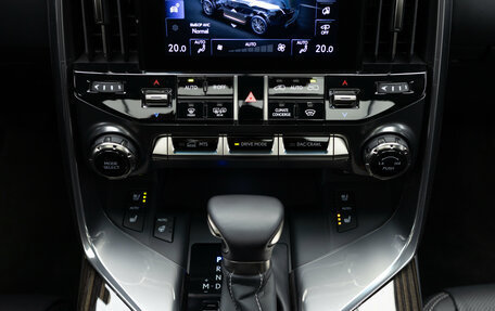Lexus LX, 2024 год, 21 490 000 рублей, 22 фотография