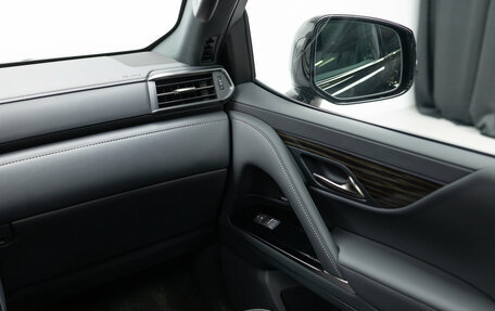 Lexus LX, 2024 год, 21 490 000 рублей, 26 фотография