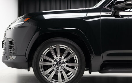Lexus LX, 2024 год, 21 490 000 рублей, 40 фотография