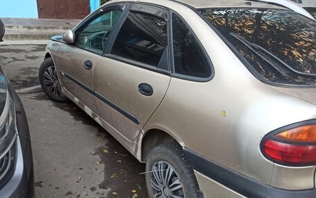 Renault Laguna II, 2000 год, 120 000 рублей, 6 фотография
