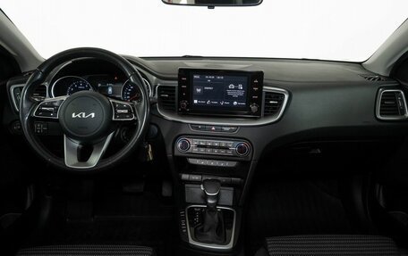 KIA cee'd III, 2022 год, 2 297 000 рублей, 7 фотография