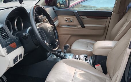 Mitsubishi Pajero IV, 2008 год, 1 470 000 рублей, 15 фотография