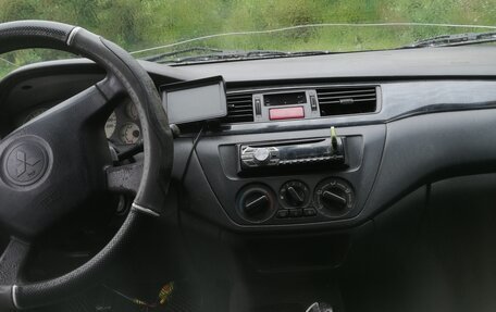 Mitsubishi Lancer IX, 2004 год, 250 000 рублей, 4 фотография